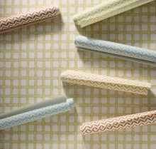 113276 Sapling Oakham Mist Wallpaper by Scion