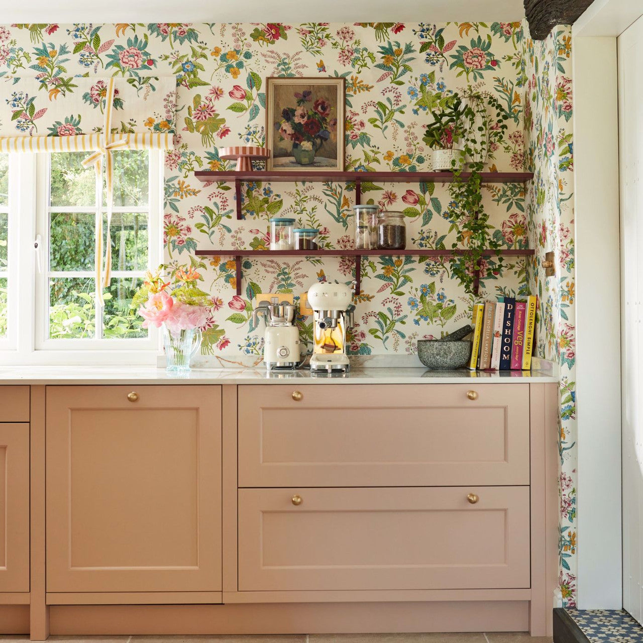 113057 Woodland Floral Sophie Robinson Wallpaper By Harlequin