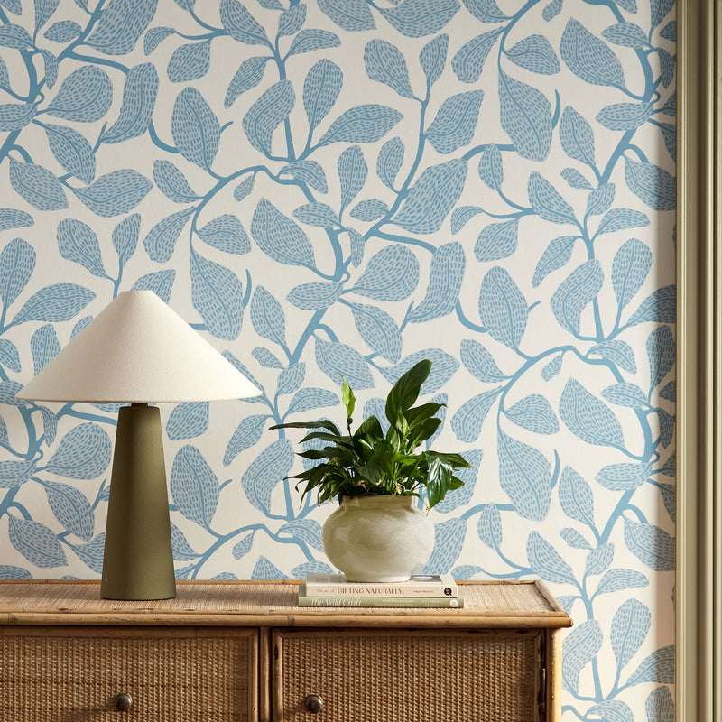 113269 Sweet Bay Oakham Coast blue Wallpaper by Scion