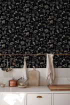 Souvenirs Black Solera Wallpaper by Tres Tintas
