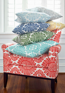 T10081 Solis Tropics Wallpaper By Thibaut