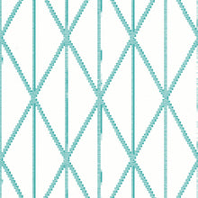 T10132 Box Kite Tropics Wallpaper By Thibaut