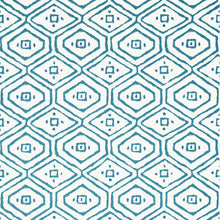 T10618 Pass A Grille Ceylon Turquoise Wallpaper by Thibaut