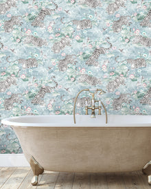 BMPP004/09A Tiger Lily Wallpaper by Brand McKenzie