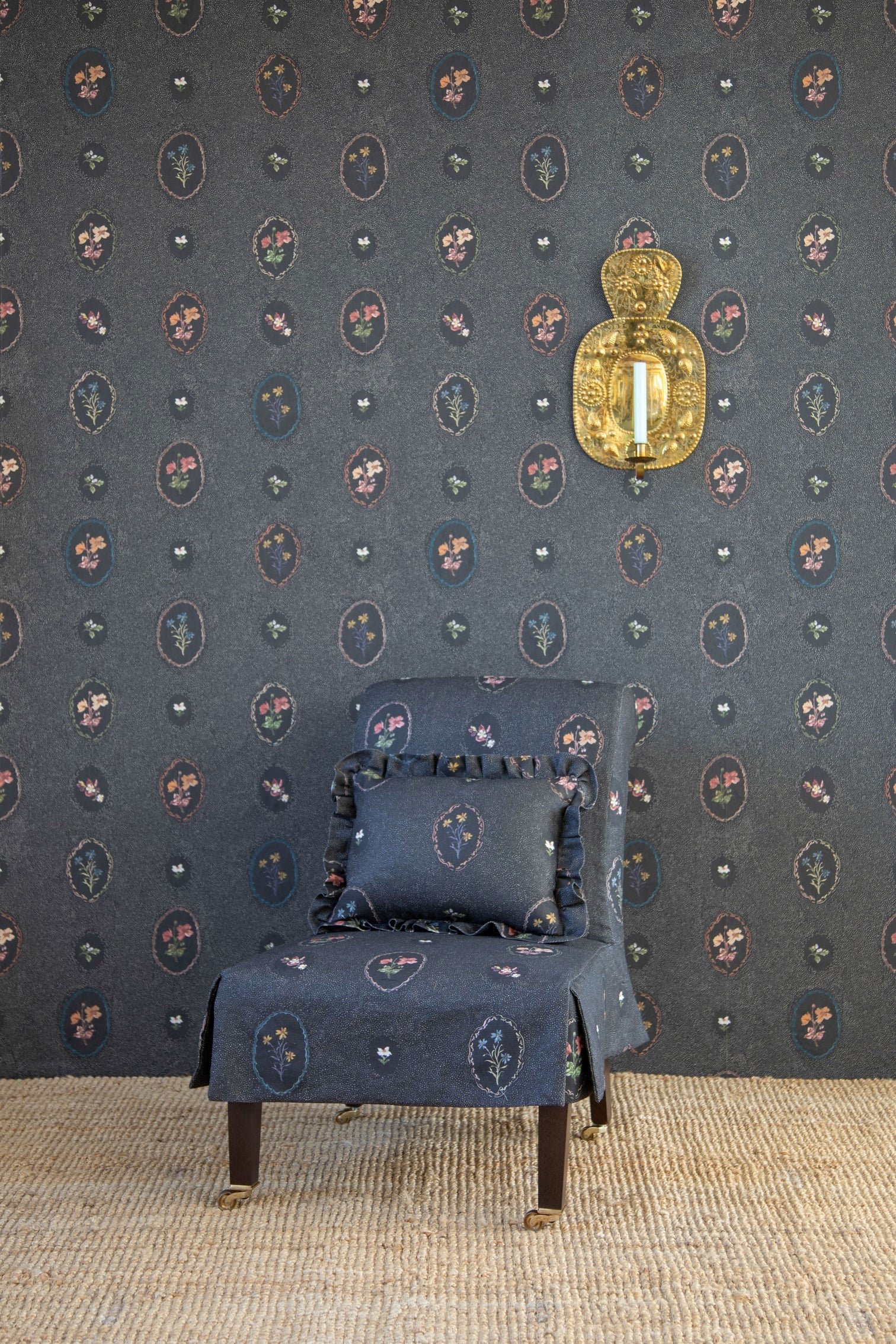 Bibury Sprig Wallpaper by Parker & Jules