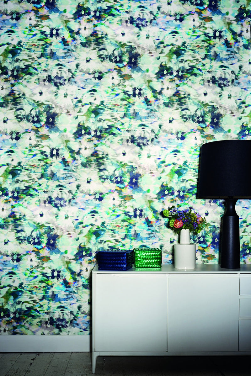 W906/02 Kansai Wallpaper by Black Edition