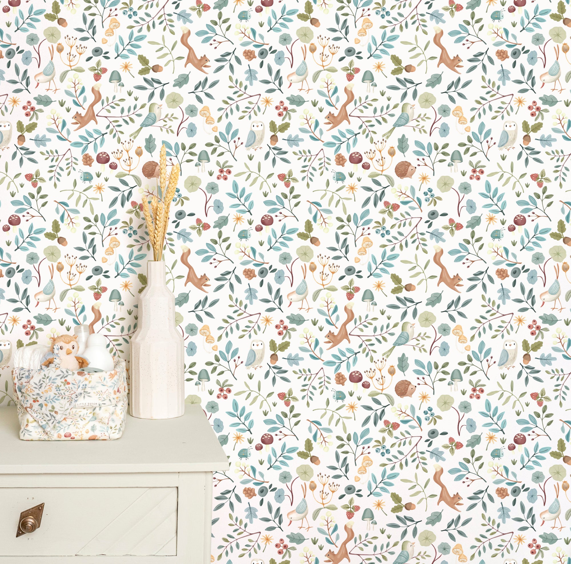 WD110030 Forest Wonders Multicolour Wallpaper by Little Dutch