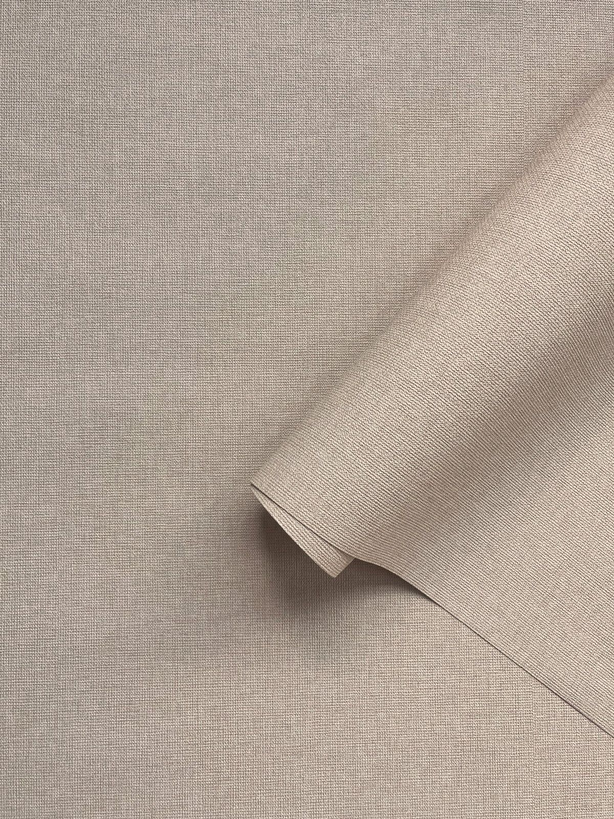 Linen Crosshatch Pale Taupe Wall Textures Wallpaper by Galerie — roomshot 2