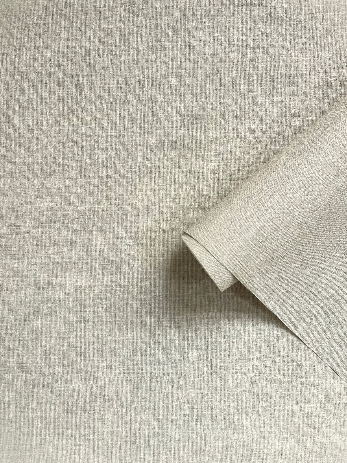 Textile Grid Beige Grey / Silver Wall Textures Wallpaper by Galerie — roomshot 2