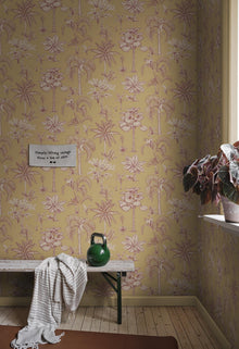 S10652 Yellow Adele Familjen Wallpaper by Sandberg