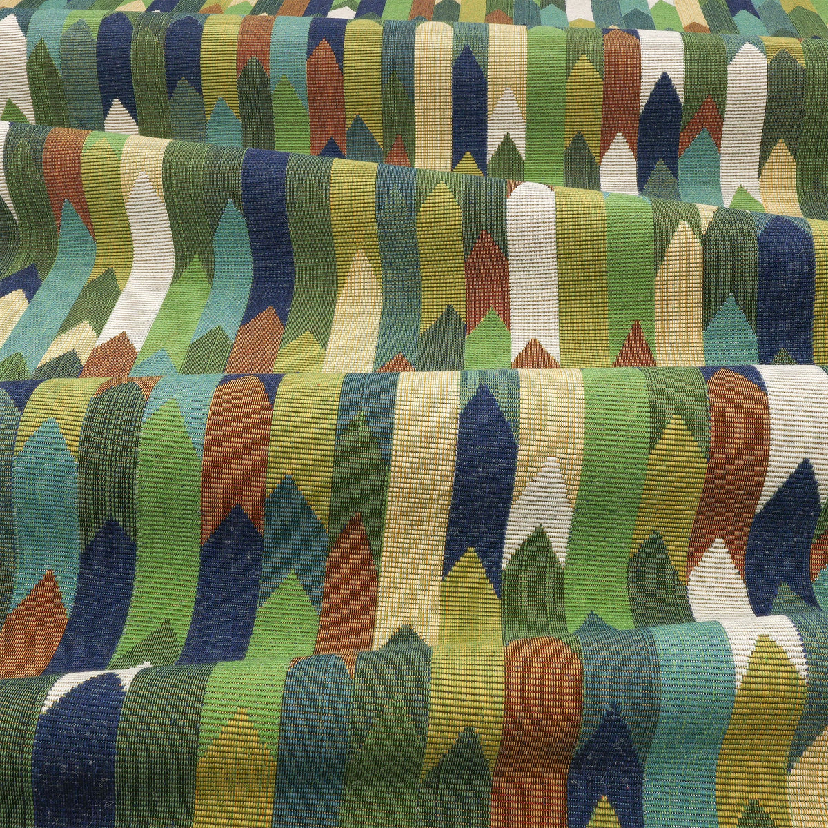 Z796/03 Arraz Peacock Juego Fabric by Zinc Textile