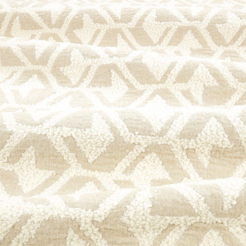 Z799/01 Hex Moonbeam Juego Fabric by Zinc Textile