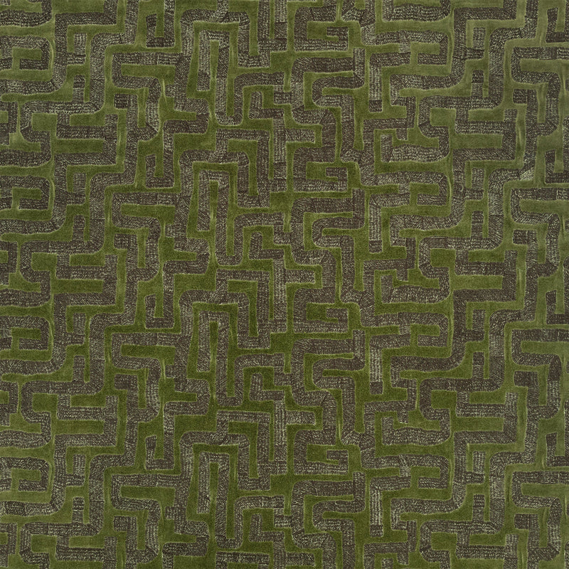 Z801/04 Labyrinth Hunting Juego Fabric by Zinc Textile
