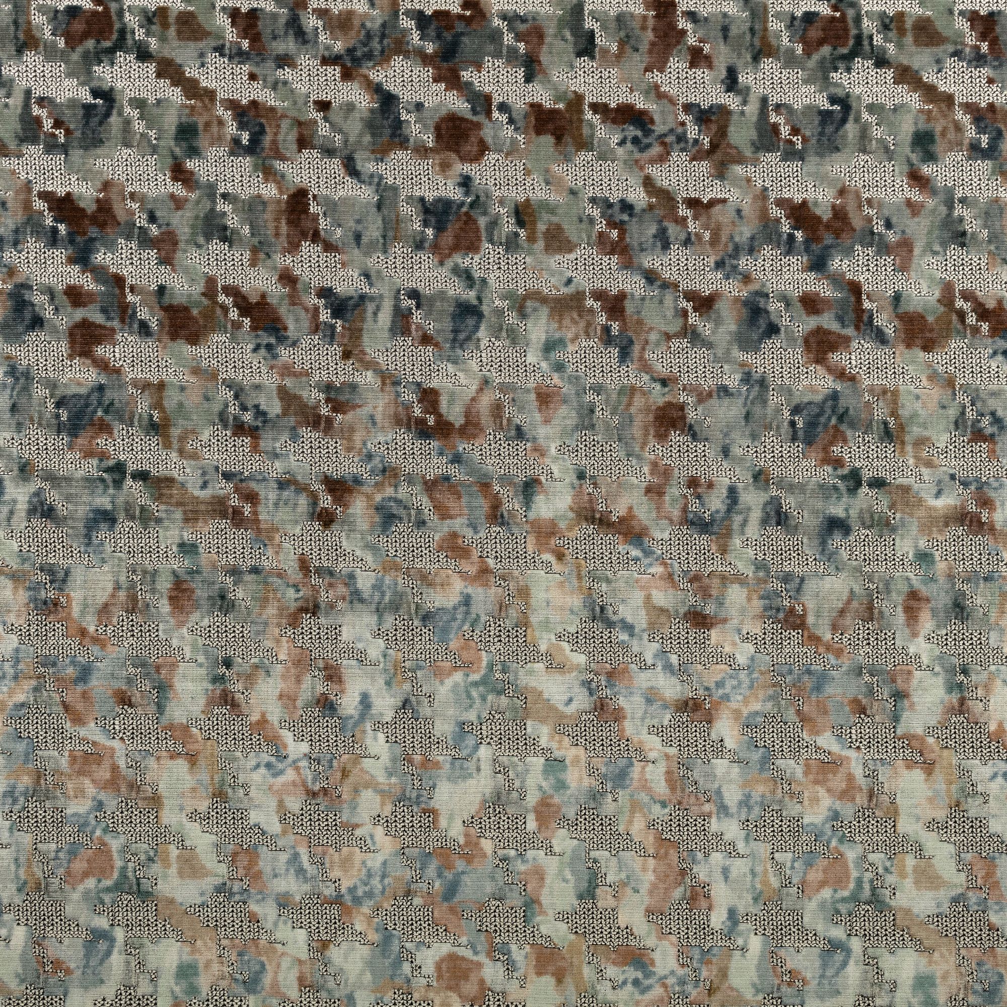 Z806/03 Ladbroke Beryl Holland Park Fabric by Zinc Textile