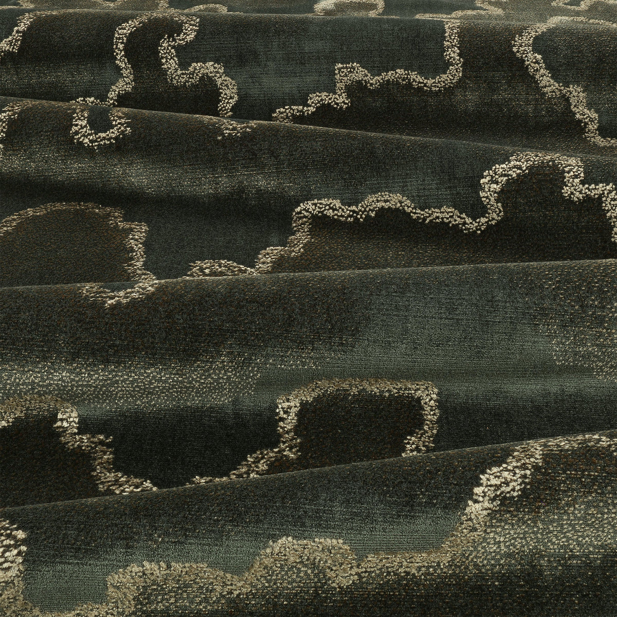 Z825/04 Guilin Empress Dieter Vander Velpen Weaves Fabric by Zinc Textile