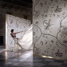 312621 Phaedra Cotswolds Manor Silver Wallpaper by Zoffany