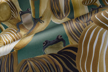 97510 Camouflage Les Grenouilles de Chavroches Décors & Panoramiques Wallpaper By Arte