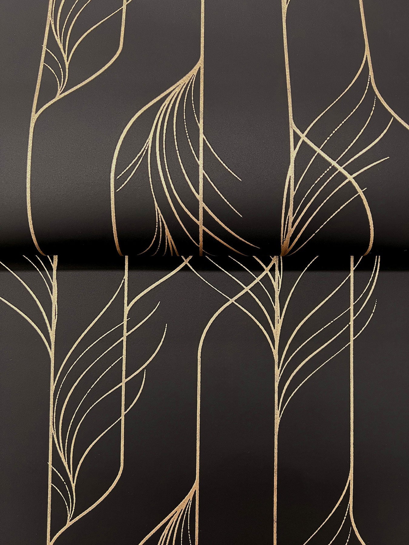 Candice Olson Elemental Thread Black & Gold Decadence Wallpaper by York Wallcoverings