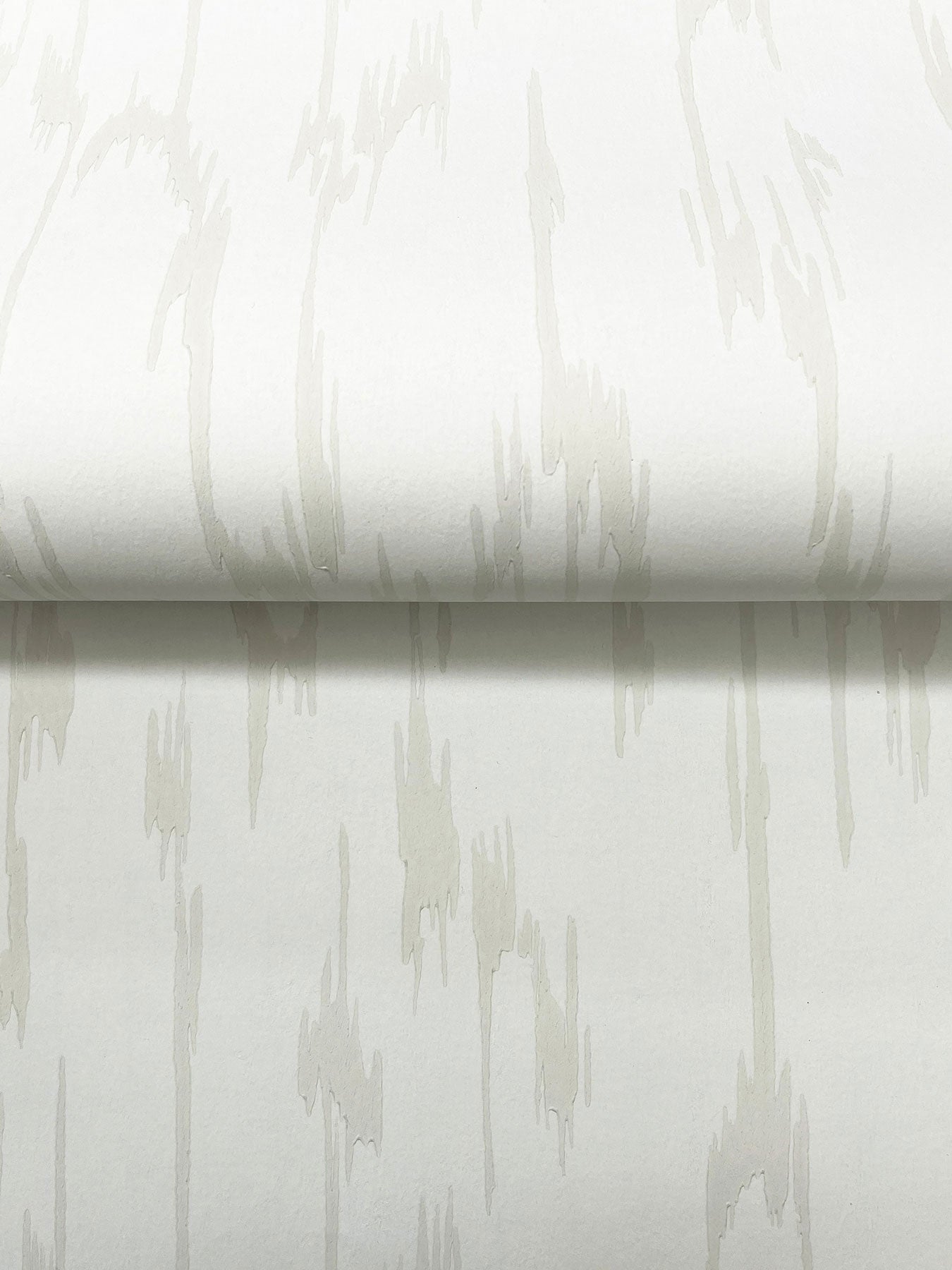 Candice Olson Flowing White Decadence Wallpaper by York Wallcoverings