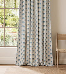 NPOF134847 Ditsy Daisy Denim Pomona Fabric by Scion