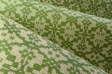 60545 Le Prestige Essentials L'Invité Cricket Wallpaper By Arte