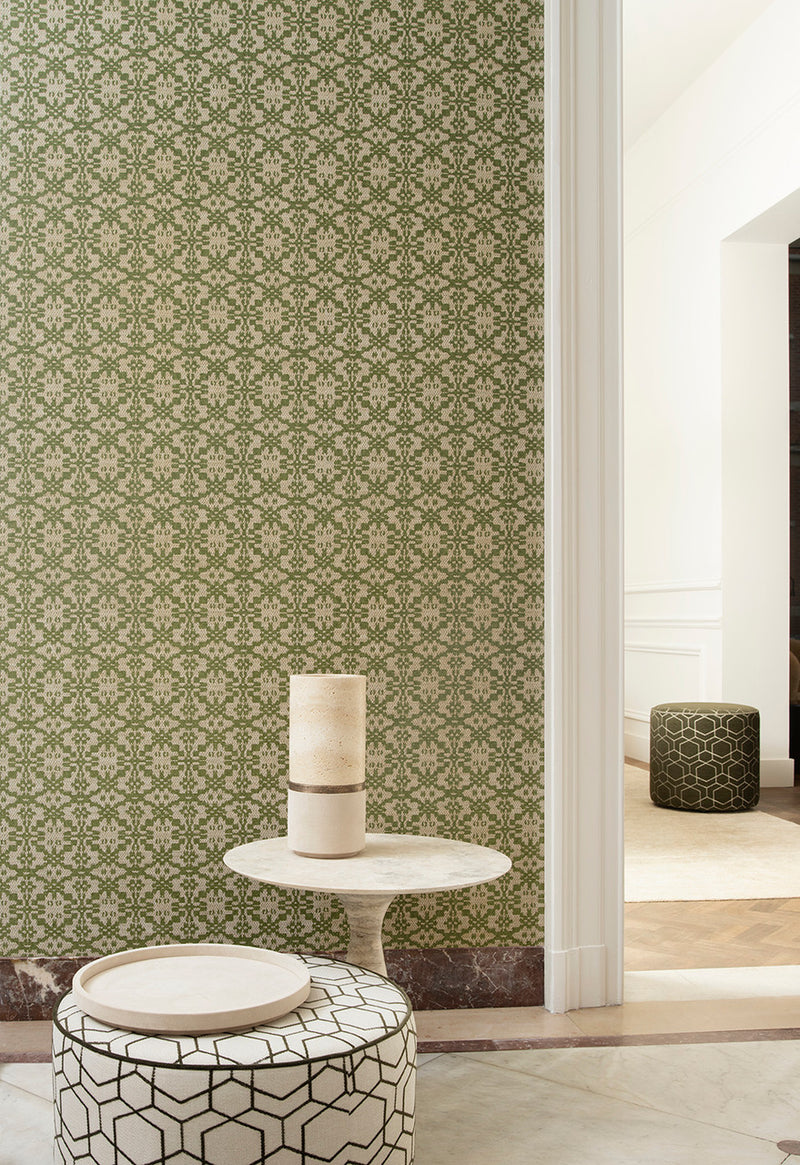 60545 Le Prestige Essentials L'Invité Cricket Wallpaper By Arte