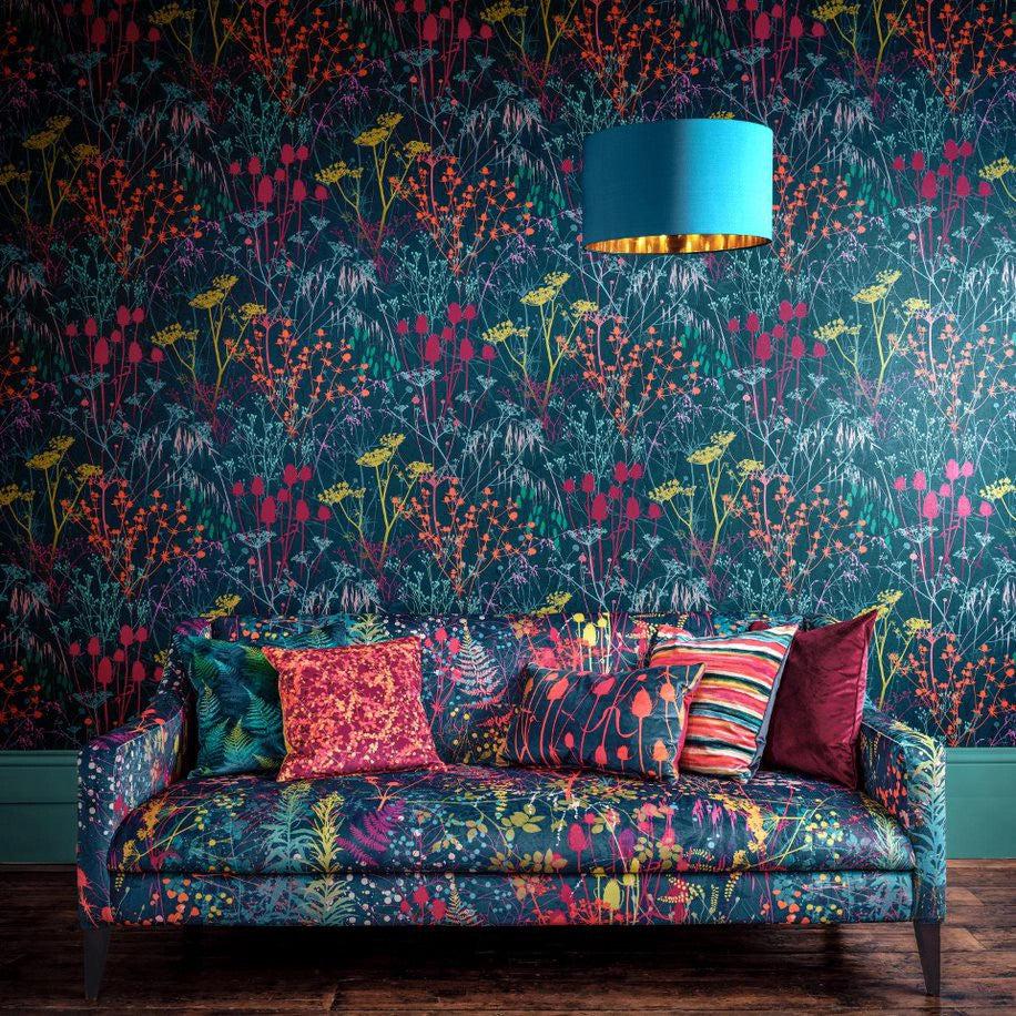 120395 Summer Border Wallpaper by Clarissa Hulse