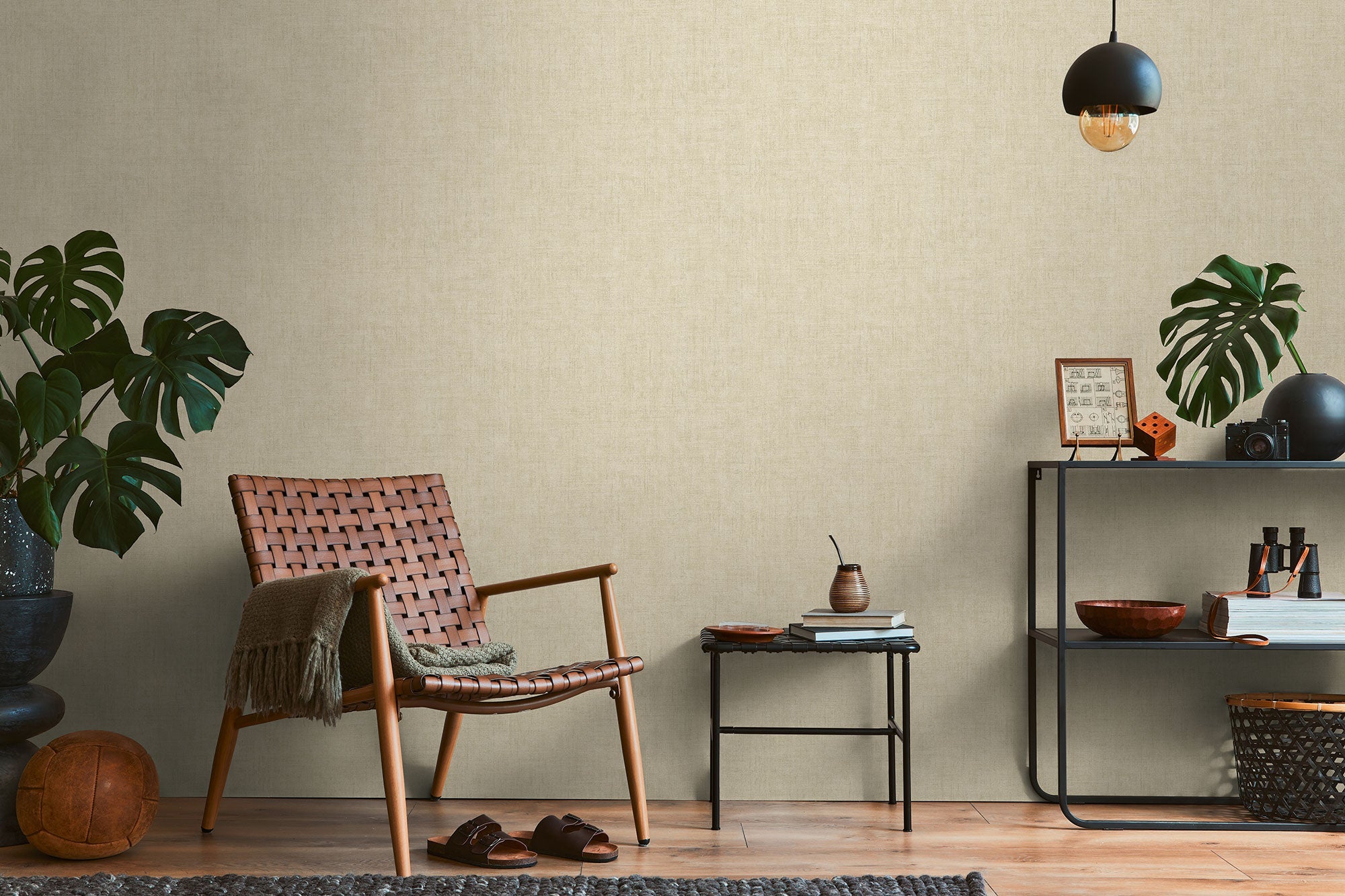 Plain Texture Green Havana 2 Wallpaper by Galerie