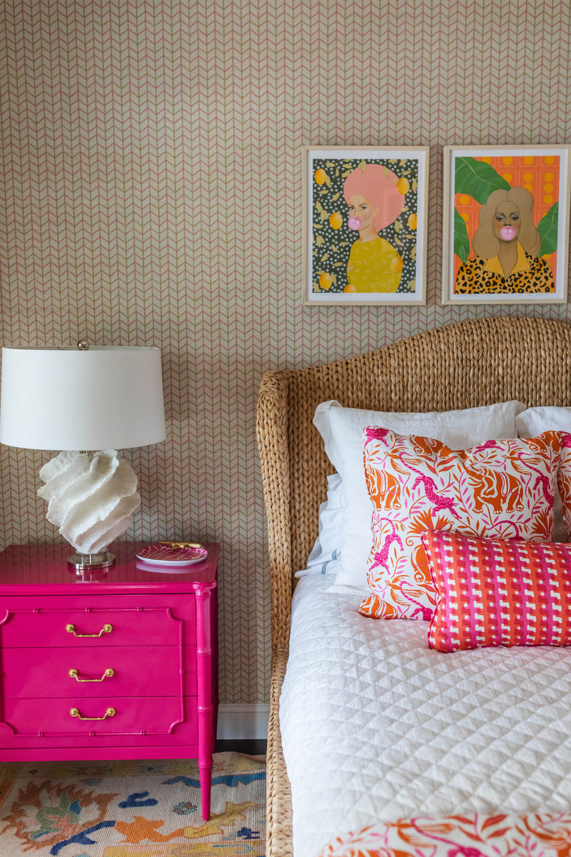 Small Way Raffia wallpaper by Christopher Farr Cloth in a room setting