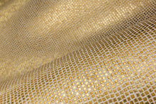 70550 Tessera Les Thermes Gold Medaillon Wallpaper By Arte