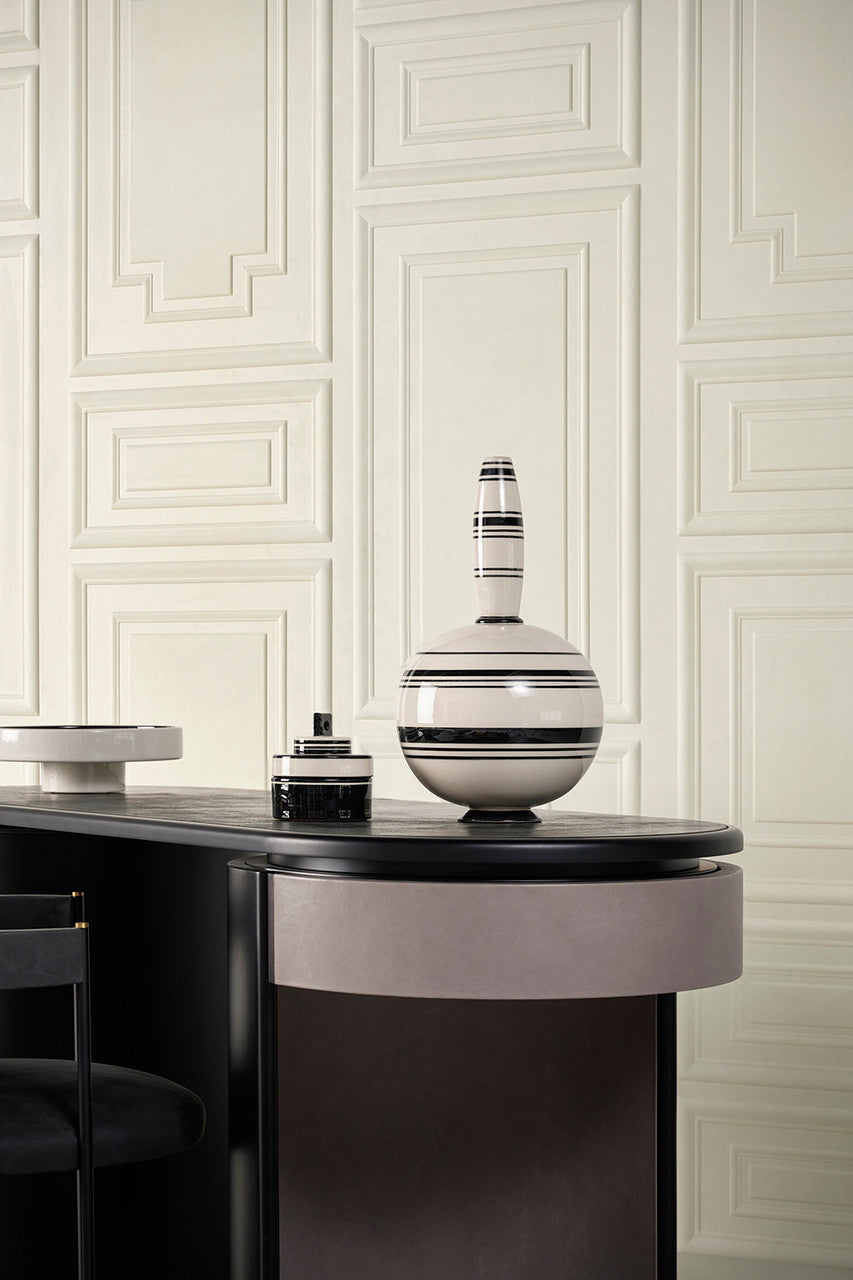 44022 Manoir Objet Cream Wallpaper By Arte