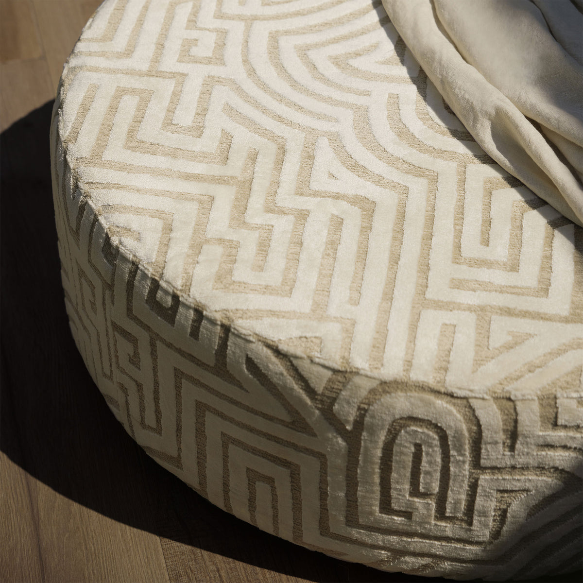 Pompano FR Dieter Vander Velpen Textures Fabric by Zinc Textile