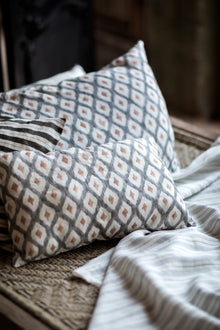 Ojo de Perdiz Pizarra Indiano Fabric by Coordonné