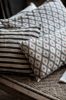 Ojo de Perdiz Pizarra Indiano Fabric by Coordonné