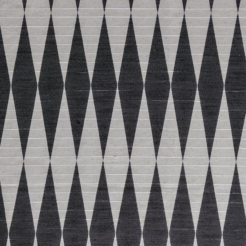 Backgammon Carbón Maasai Fabric by Coordonné
