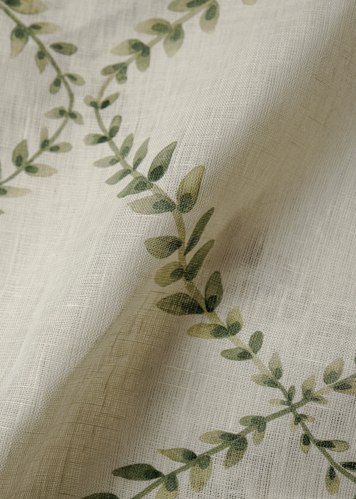 Ivy Garland Mint Cotswolds Fabric by Coordonné