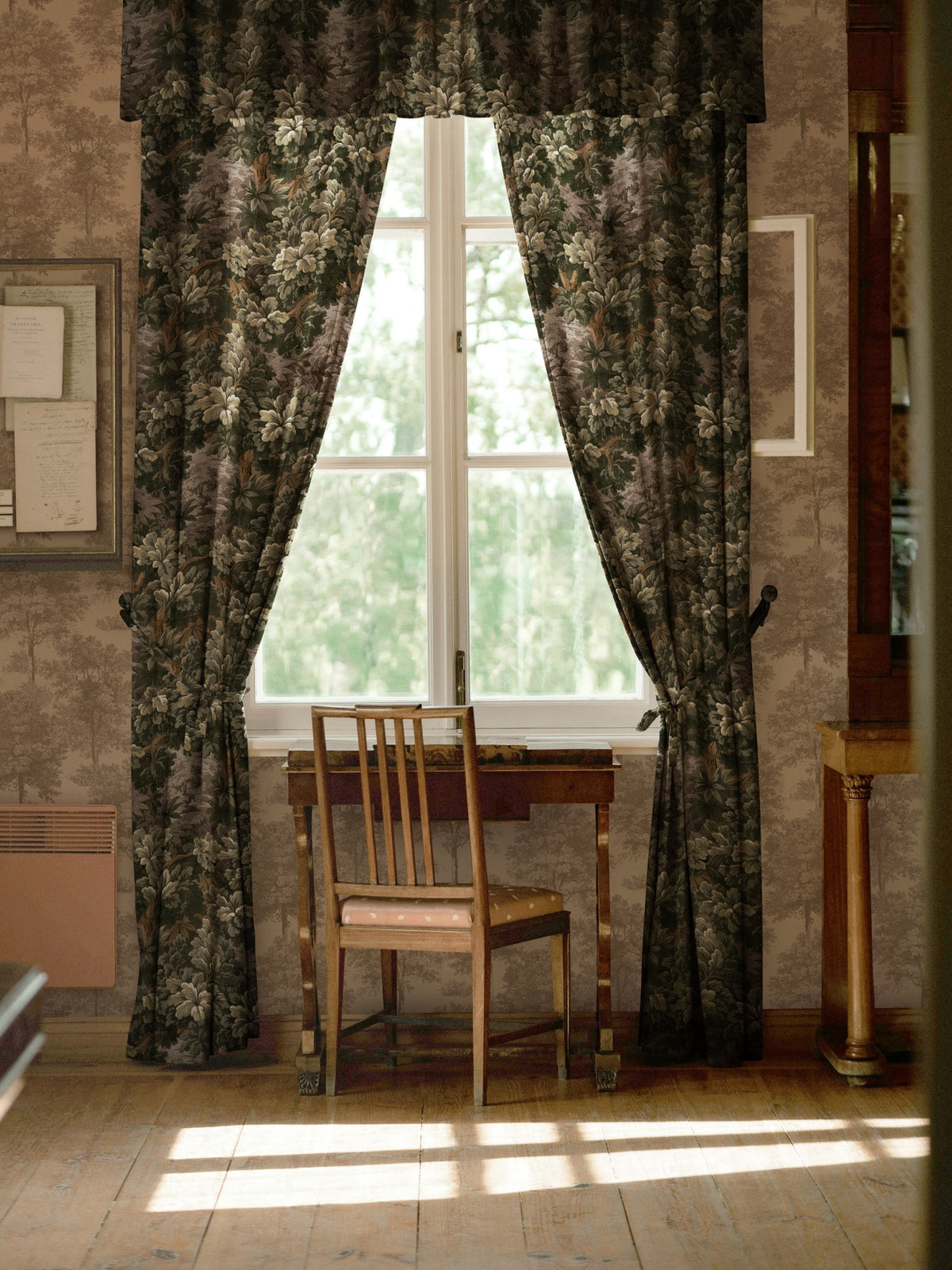 Verdure 16th Ecru Verdure 16th Fabric by Coordonné