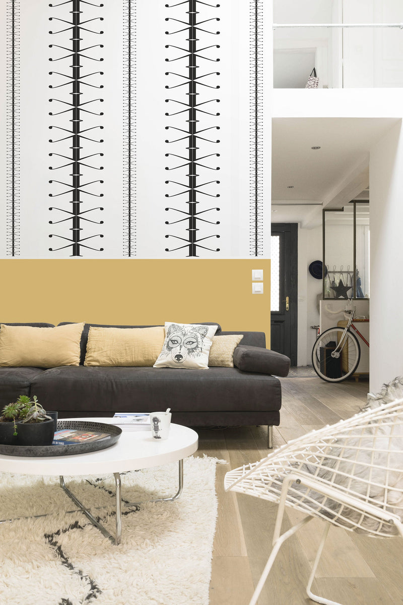 Nota  Black Tilde Wallpaper by Tres Tintas